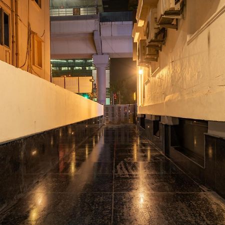 Lime Boutique B&B Gk-1 At Kailash Colony Metro , Greater Kailash Near Eros Hotel Nehru Place Ню Делхи Екстериор снимка