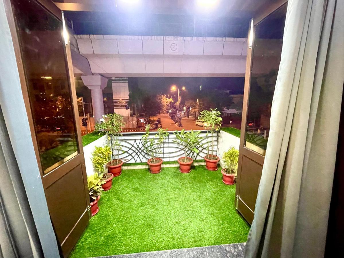 Lime Boutique B&B Gk-1 At Kailash Colony Metro , Greater Kailash Near Eros Hotel Nehru Place Ню Делхи Екстериор снимка