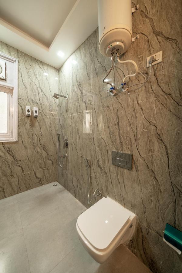 Lime Boutique B&B Gk-1 At Kailash Colony Metro , Greater Kailash Near Eros Hotel Nehru Place Ню Делхи Екстериор снимка