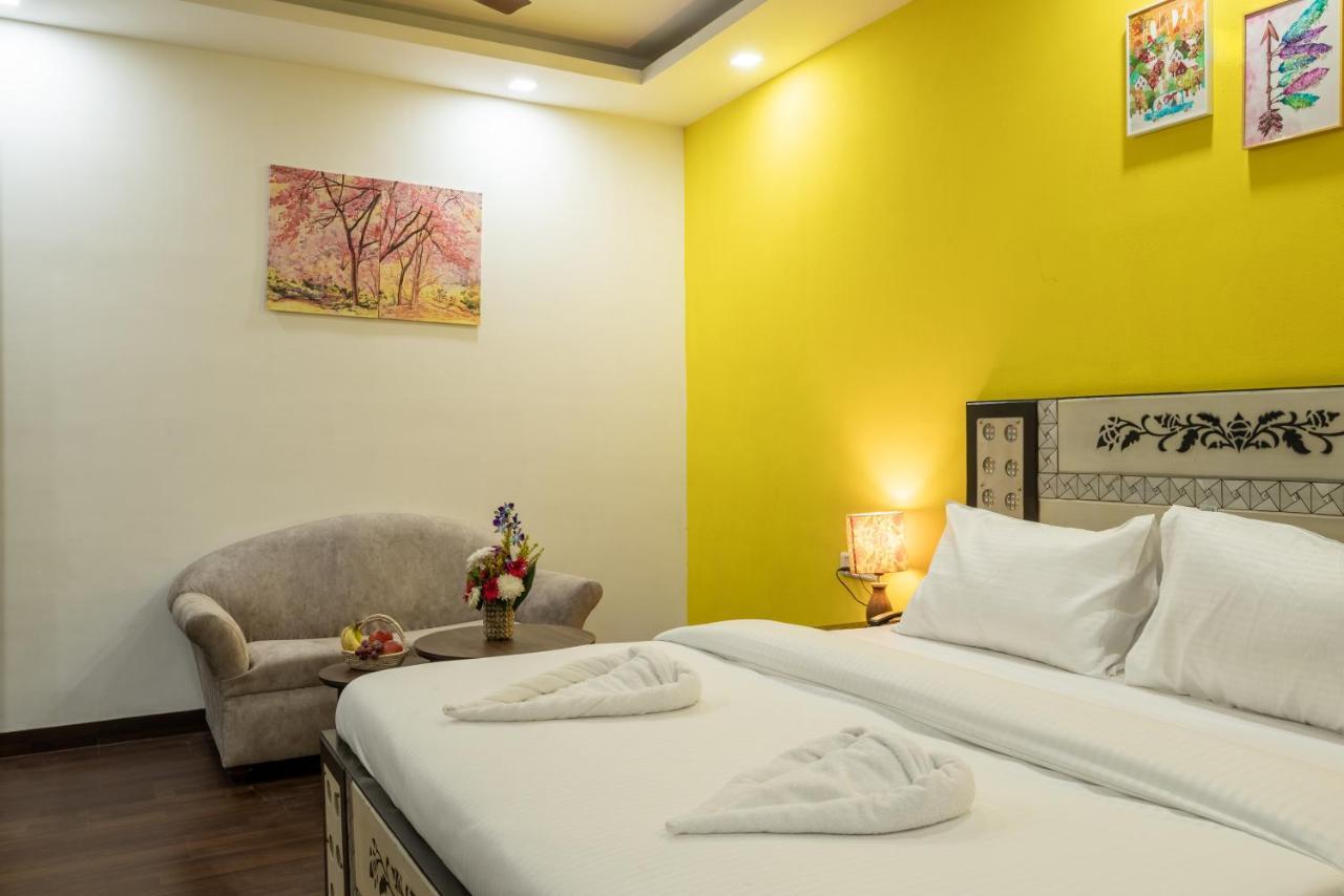 Lime Boutique B&B Gk-1 At Kailash Colony Metro , Greater Kailash Near Eros Hotel Nehru Place Ню Делхи Екстериор снимка