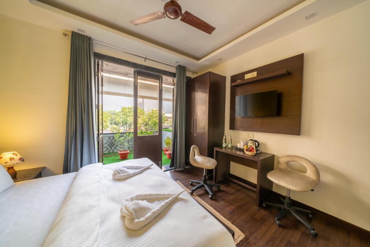 Lime Boutique B&B Gk-1 At Kailash Colony Metro , Greater Kailash Near Eros Hotel Nehru Place Ню Делхи Екстериор снимка